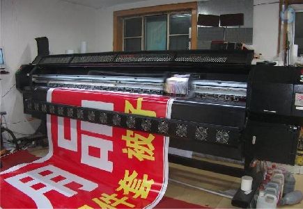 温县喷绘广告分辨率是多少？
