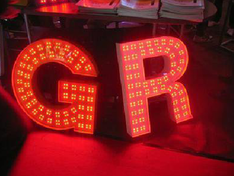 温县LED发光字有哪些优势？