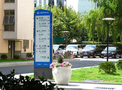 温县哪些因素影响宣传栏的制作？